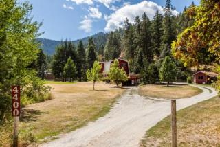 4400 Brisky Canyon Rd, Cashmere, WA 98815-9404