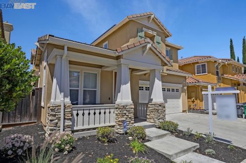 1557 Banbury Dr, San Ramon, CA 94582-5785