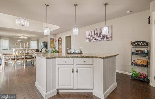 7 Copperwood Ln, Ephrata PA  17522-9186 exterior