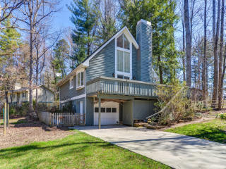 5 New Bern Dr, Fletcher, NC 28732-8539