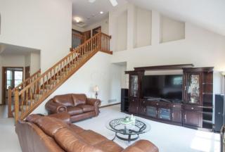 355 Beecher Rd, Columbus, OH 43230-4538