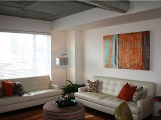 2020 Lawrence St, Denver CO  80205-2141 exterior
