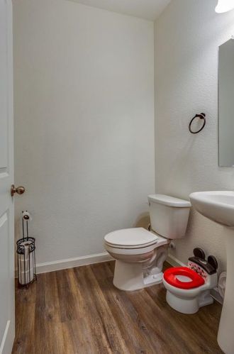 5329 Stone Meadow Ln, Fort Worth TX  76179-4284 exterior