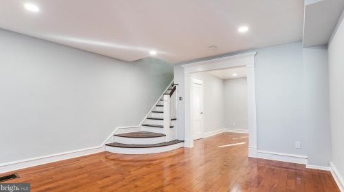 5635 Mascher St, Philadelphia, PA 19120-2452
