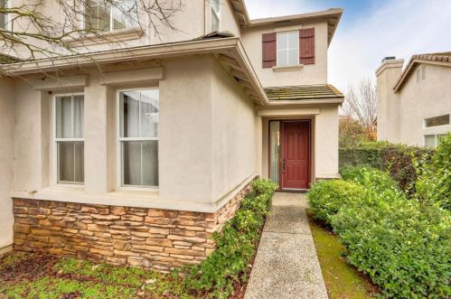 9796 Harrier Way, Elk Grove, CA 95757-8150