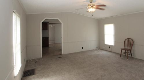 1910 Golden Vicary Dr, Pendleton MO  63383-3229 exterior