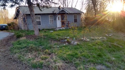 114 3rd St, Nighthawk, WA 98855-8810