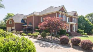 4 Sussex Pl, Greer, SC 29650-3676