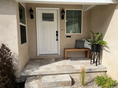 9541 Buell St, Downey, CA 90241-3008