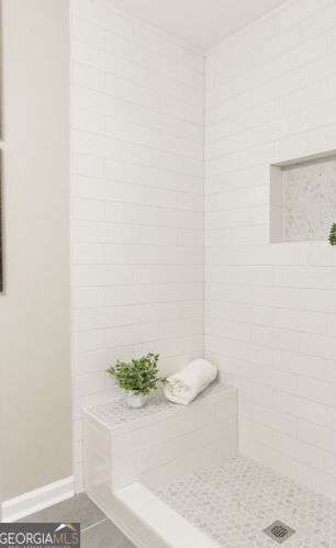 5864 Ronnie Dr, Rex GA 30273-1059 exterior