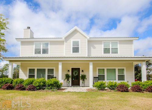 1823 Old Macon Darien Rd, Bayview, GA 31316-6139