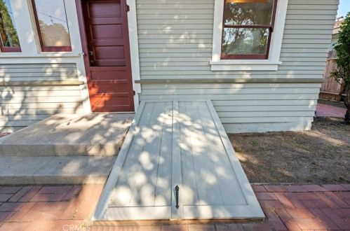 2620 Flower St, Santa Ana CA 92706-1930 exterior