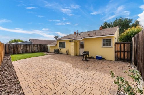 3637 1st Ave, Glendale CA  91214-2429 exterior