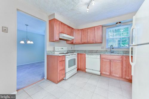 7309 Sterling Grove Dr, Springfield VA  22150-4437 exterior
