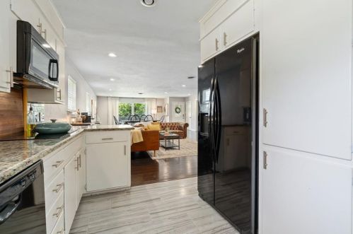 5463 Woodway Dr, Fort Worth TX  76133-2041 exterior