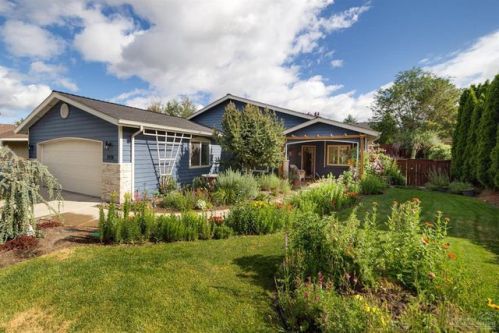 2974 Stanton Ave, Bend OR  exterior