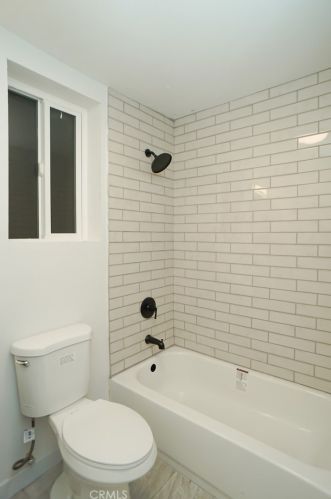 1513 Raymar St, Santa Ana CA  92703-4616 exterior