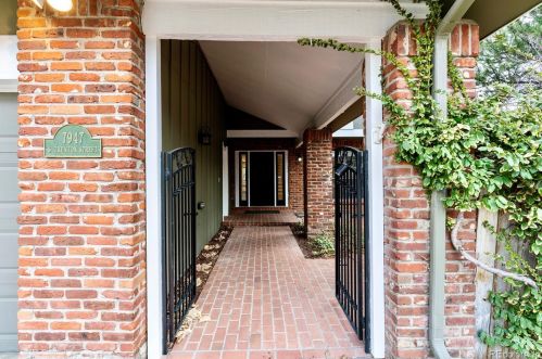 7947 Trenton St, Englewood CO  80112-3320 exterior