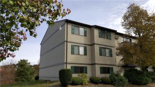 900 Hawthorne Cir, Noblestown PA  15071-1090 exterior