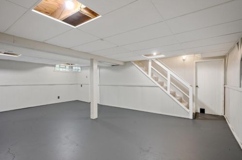 1590 Fawnvista Ln, Cincinnati OH 45246-2039 exterior