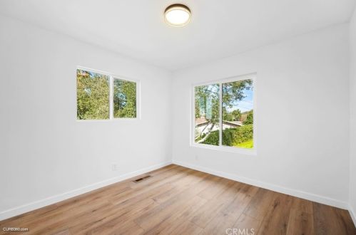 915 Alta Vista Dr, Vista CA  92084-5517 exterior