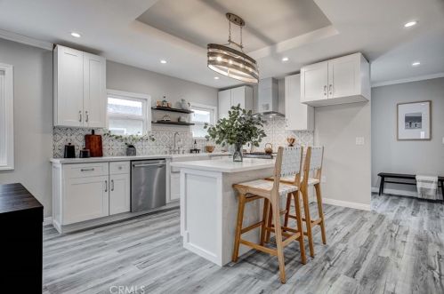 13226 Jefferson Ave, Hawthorne CA  90250-5927 exterior