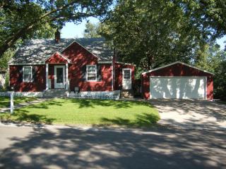 7429 York Ter, Minneapolis MN  55435-4710 exterior