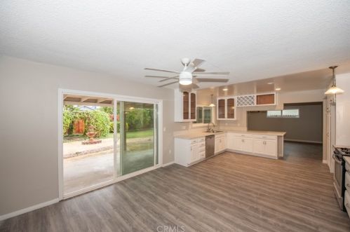 6375 Westview Dr, Riverside CA  92506-5325 exterior