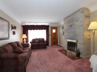 5795 Sprucewood Dr, Cincinnati OH  45239-7154 exterior