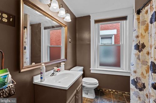 428 Ross St, Lancaster PA  17602-1944 exterior