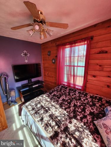 21800 Rocky Acres Ln, Flintstone MD 21530-2067 exterior