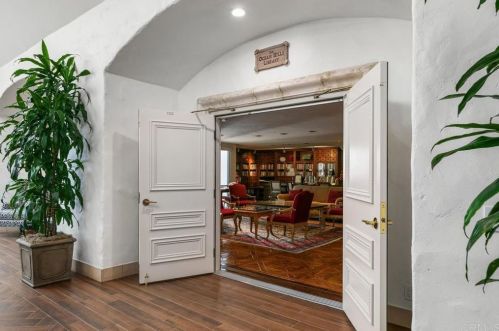 4120 Andros Way, Oceanside CA  92056-7401 exterior