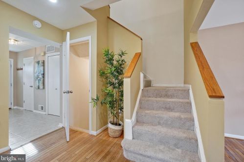 9048 Saffron Ln, Silver Spring MD 20901-4272 exterior