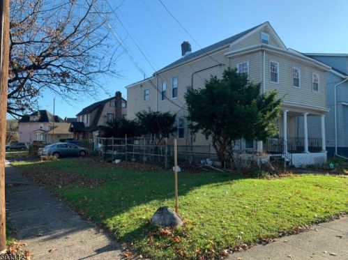 14 Totowa Ave, Paterson, NJ 07502-2040