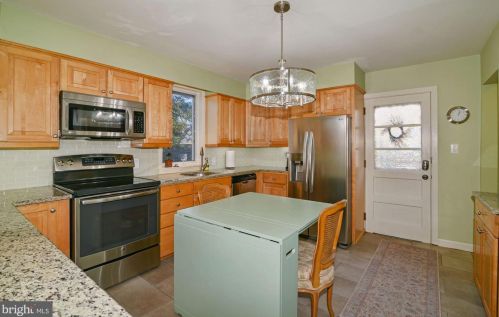 637 Colford Ave, Camden NJ 08108-3008 exterior