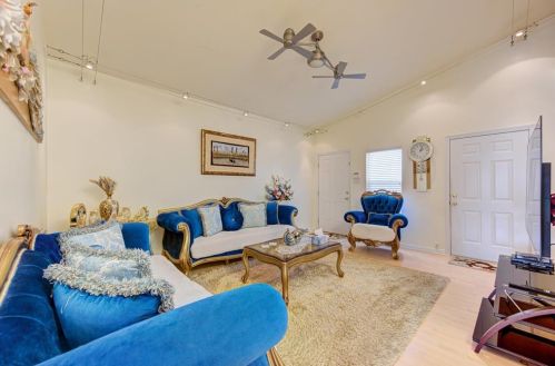 21206 Berry Vine St, Tomball, TX 77375-0481