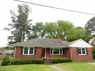 4015 Race St, Portsmouth, VA 23707-3825