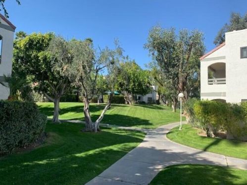 1955 Via Miraleste, Palm Springs, CA 92262-3181