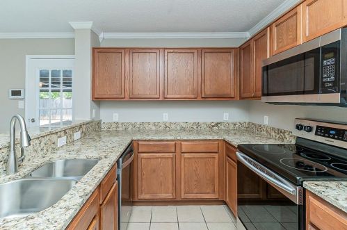 5704 Giddyup Ln, Fort Worth TX  76179-7353 exterior