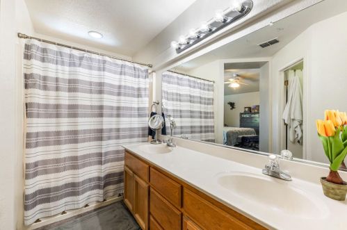 1757 River Run Dr, Arboga CA  95901-8210 exterior