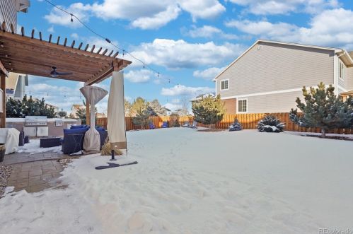 80 Newbern Way, Aurora CO  80018-1728 exterior