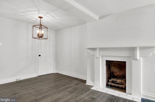 136 East St, Carlisle PA  17013-2515 exterior