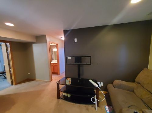 14004 Wayman Ln, Robbins, IL 60472-2226