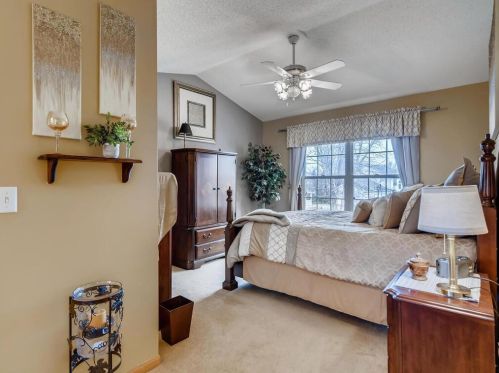 8028 Greenbriar Ln, Saint Paul MN  55125-8472 exterior