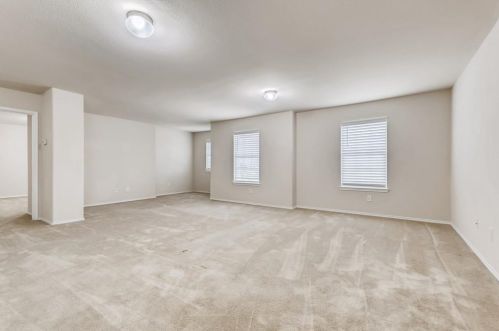 5704 Mountain Bluff Dr, Fort Worth TX  76179-7219 exterior