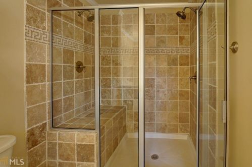 7575 Hunters Woods Dr, Atlanta GA  30350-5631 exterior