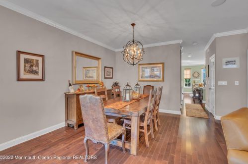 333 Princeton Ct, Tinton Falls NJ  07702-4058 exterior