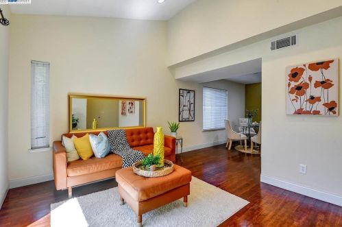 649 Palomino Dr, Pleasanton, CA 94566-6813