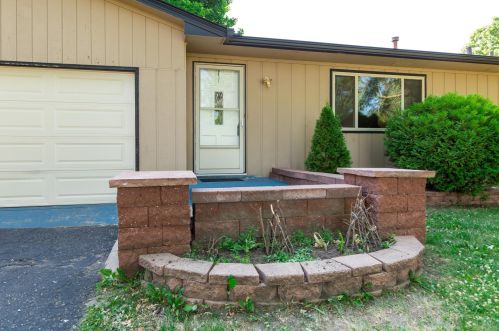 4055 Halite Ln, Saint Paul MN  55122-2924 exterior