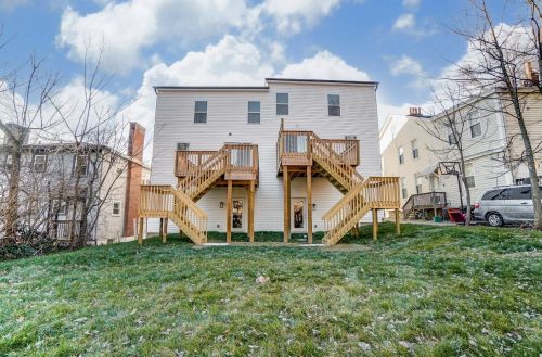 2616 Hackberry St, Cincinnati OH  45206-2121 exterior